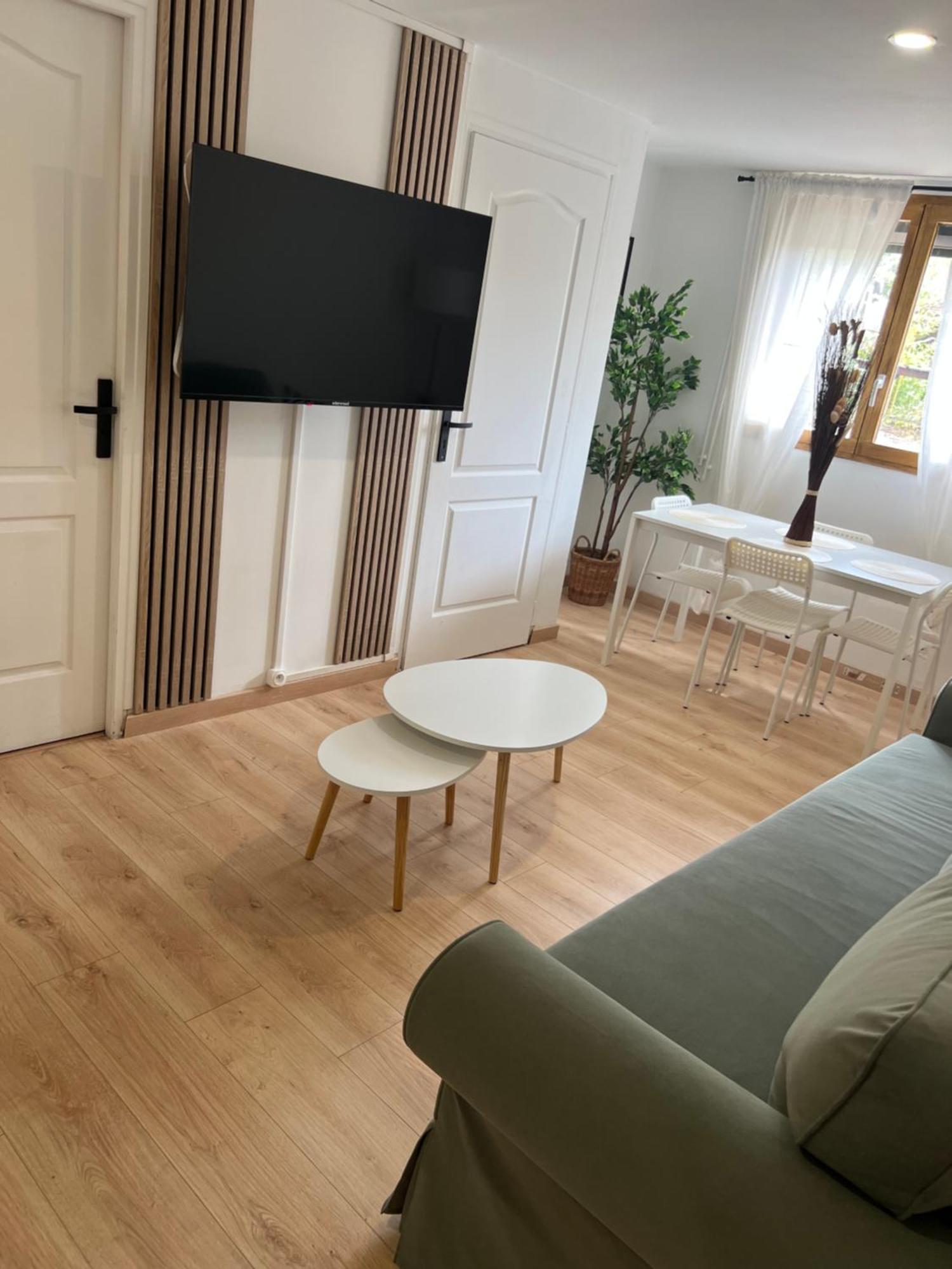 Appartement Pres De Paris, Disney & Cdg Tremblay-en-France Ngoại thất bức ảnh